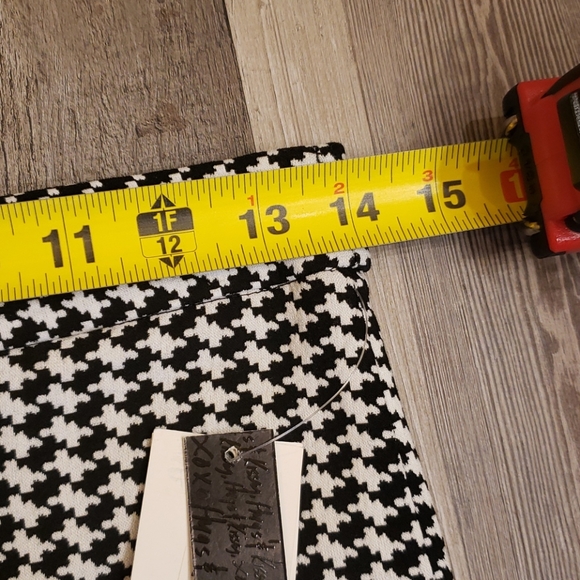 XOXO skirt - Picture 8 of 10